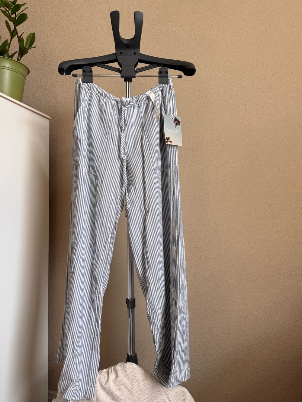 Daydreamer White and Light Blue Striped Linen/ Rayon Lounge Pants